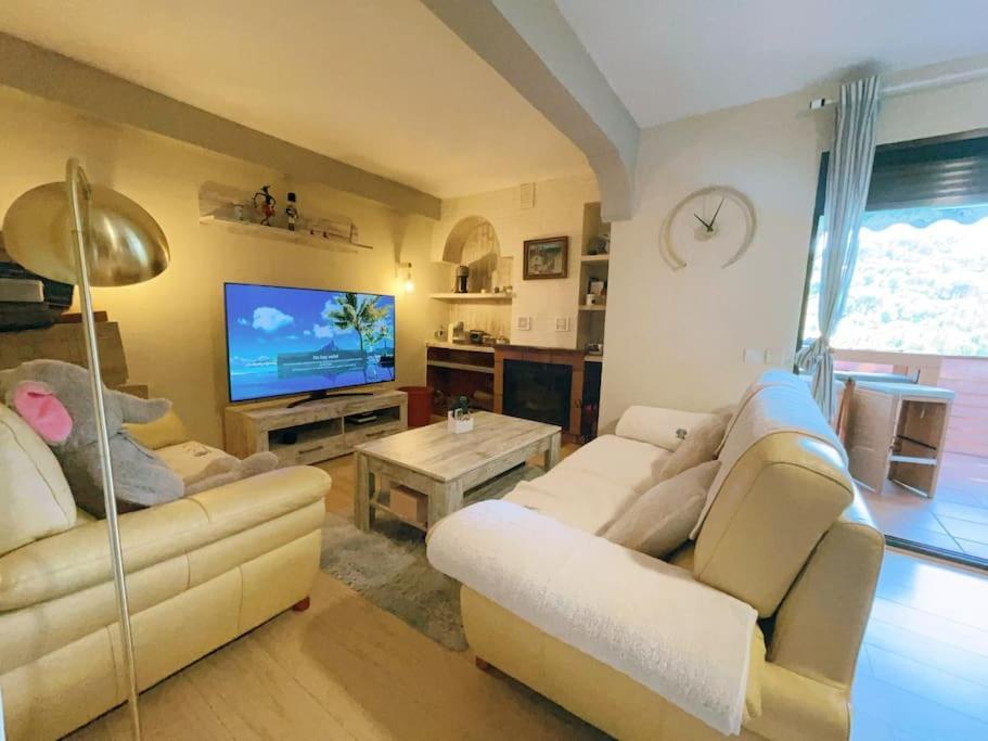 Apartamento De Lujo Vergel Suite San Martin de Valdeiglesias Luaran gambar